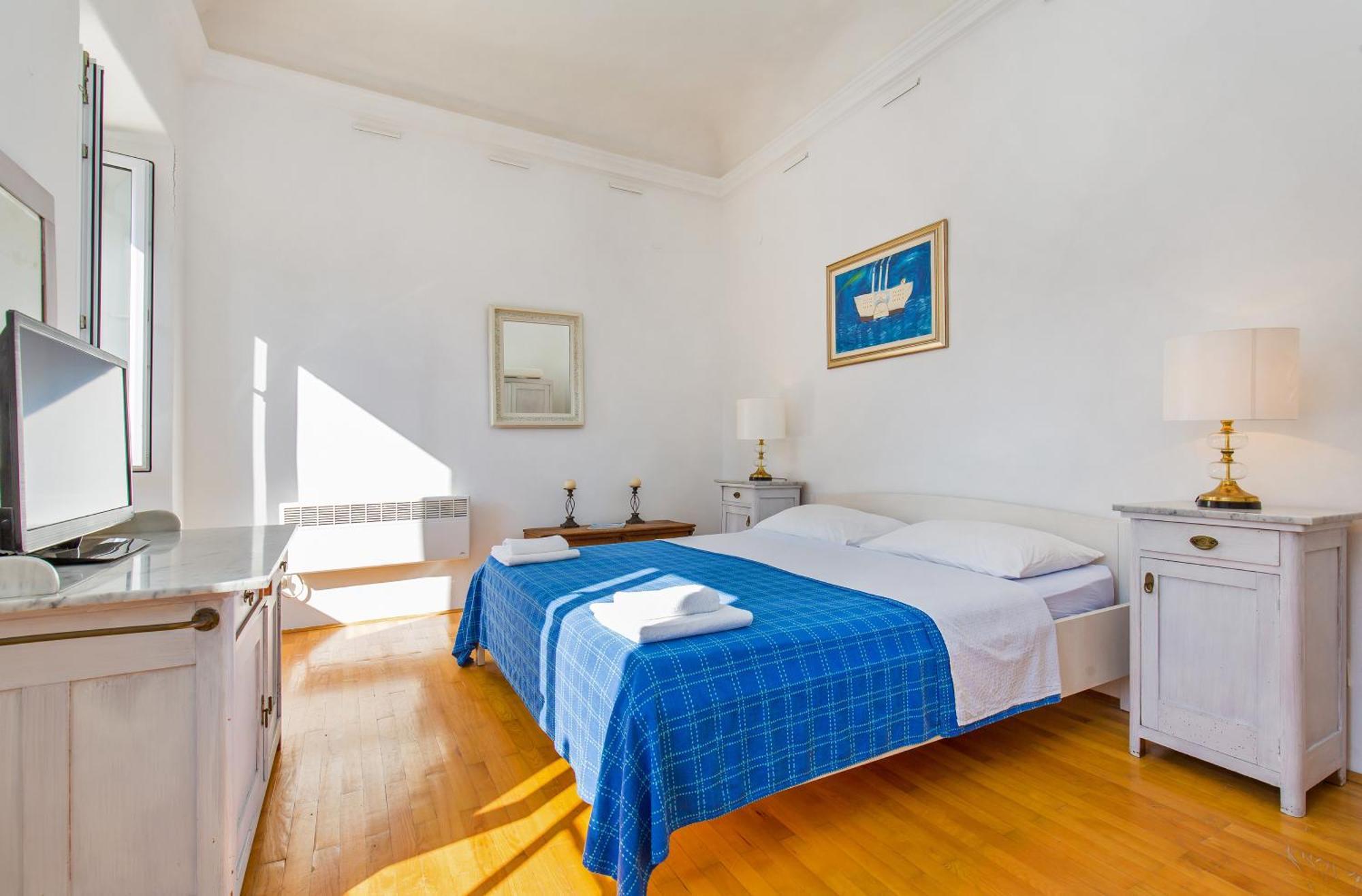 Arty Apartments In The Heart Of Dubrovnik By Irundo Luaran gambar