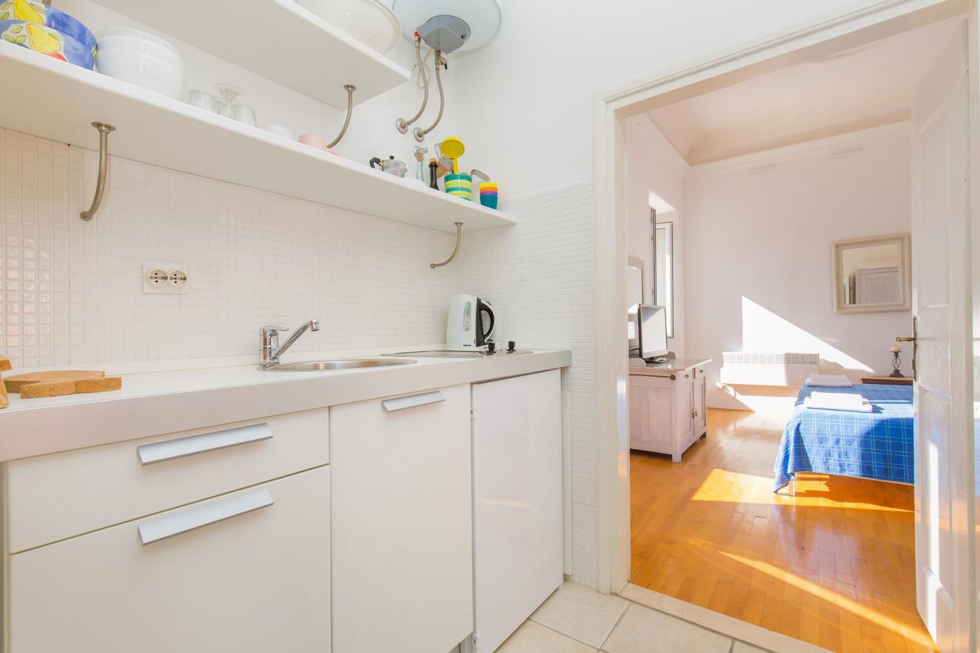 Arty Apartments In The Heart Of Dubrovnik By Irundo Luaran gambar