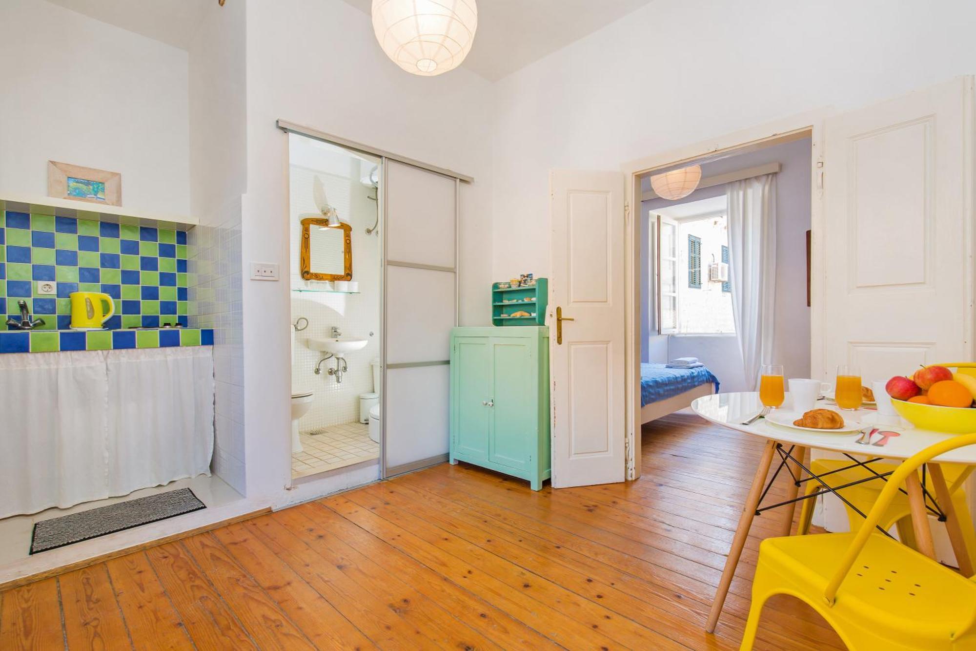 Arty Apartments In The Heart Of Dubrovnik By Irundo Luaran gambar